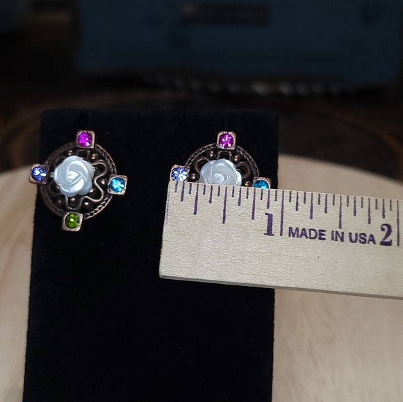 Chico's Brass Flower Gemstone Earrings - Picture 5 of 6